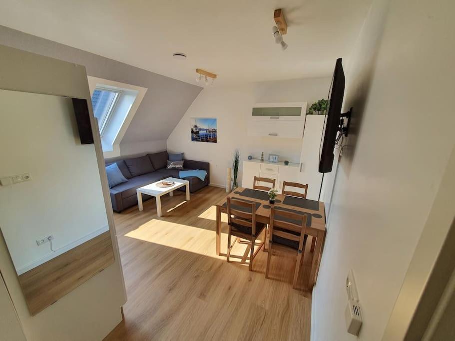 Kiel-Russee Familienwohnung, Lademoeglichkeit, Co2 Frei Buitenkant foto