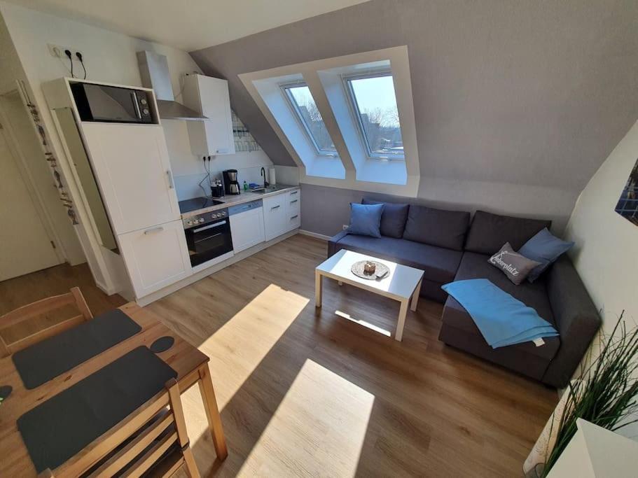 Kiel-Russee Familienwohnung, Lademoeglichkeit, Co2 Frei Buitenkant foto